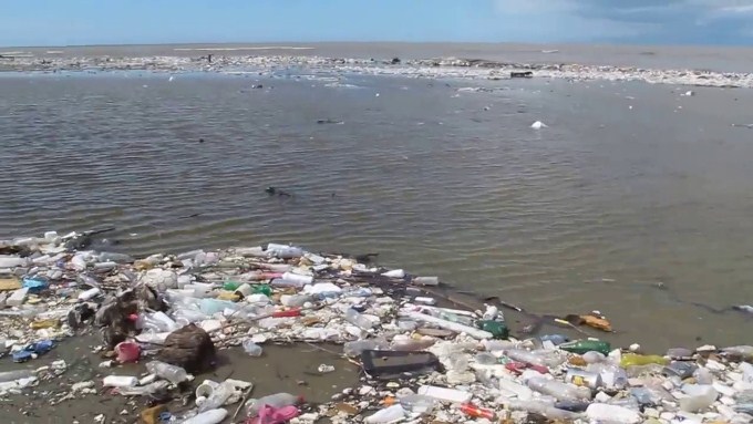 Te â€˜zhyteshâ€™ ne plastike, toka dhe brigjet shqiptare me mbetje te larta plastike